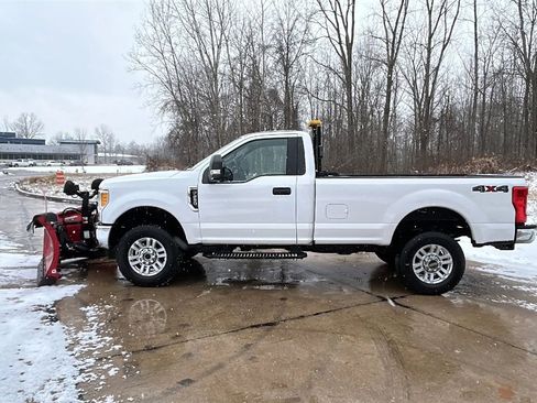 Used 2017 Ford F250 XL w/ STX Appearance Package image 17