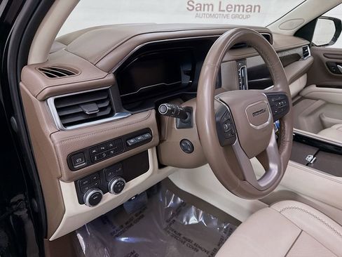Used 2023 GMC Yukon Denali image 10