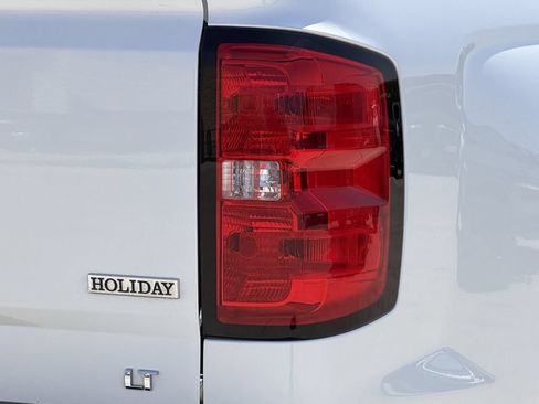Used 2018 Chevrolet Silverado 1500 LT w/ Texas Edition RWD image 11