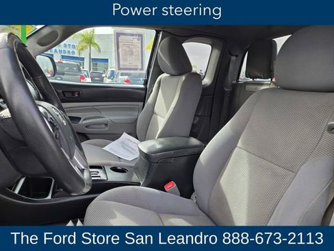 Used 2014 Toyota Tacoma 2WD Access Cab w/ Convenience Package image 14