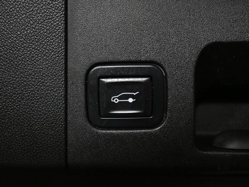 Used 2019 Cadillac XT5 Premium Luxury AWD/4WD image 29