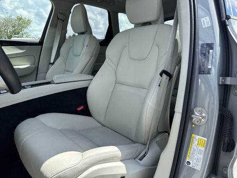 Used 2025 Volvo XC60 B5 Plus w/ Protection Package Premier AWD/4WD image 16