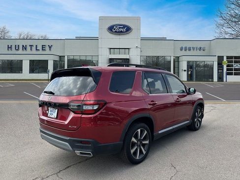 Used 2023 Honda Pilot Elite image 5