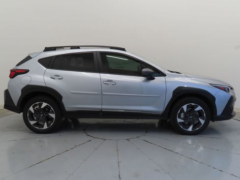 Certified 2025 Subaru Crosstrek 2.5i Limited w/ Crosstrek Mirror Package image 2