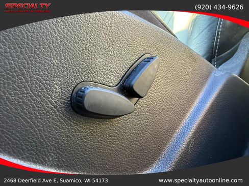 Used 2012 Ford Focus Titanium image 31