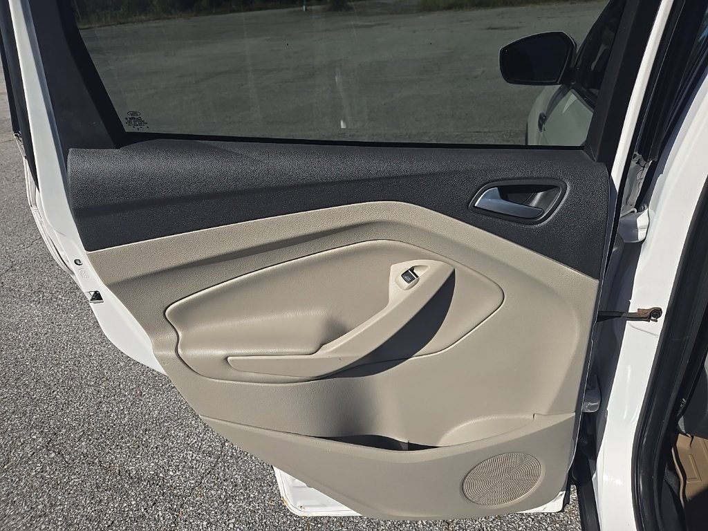 Used 2019 Ford Escape SEL FWD image 17