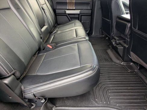 Certified 2019 Ford F150 Lariat image 18