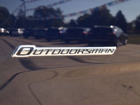 Used 2017 RAM 1500 Outdoorsman image 34