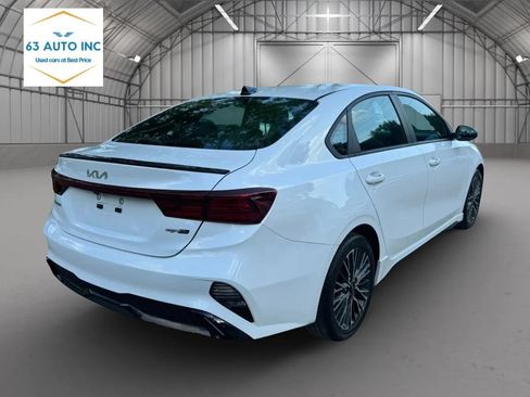 Used 2023 Kia Forte GT-Line w/ GT-Line Technology Package FWD image 5