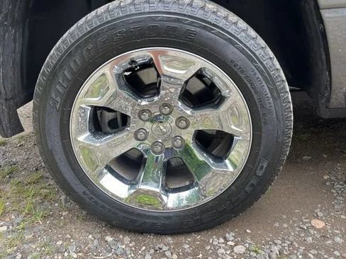 Used 2019 RAM 1500 Big Horn AWD/4WD image 18