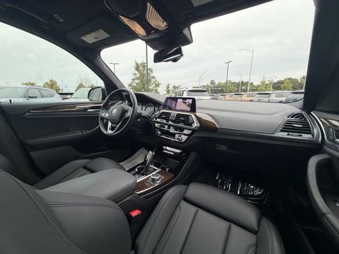 Used 2020 BMW X3 xDrive30i w/ Driving Assistance Package AWD/4WD image 10