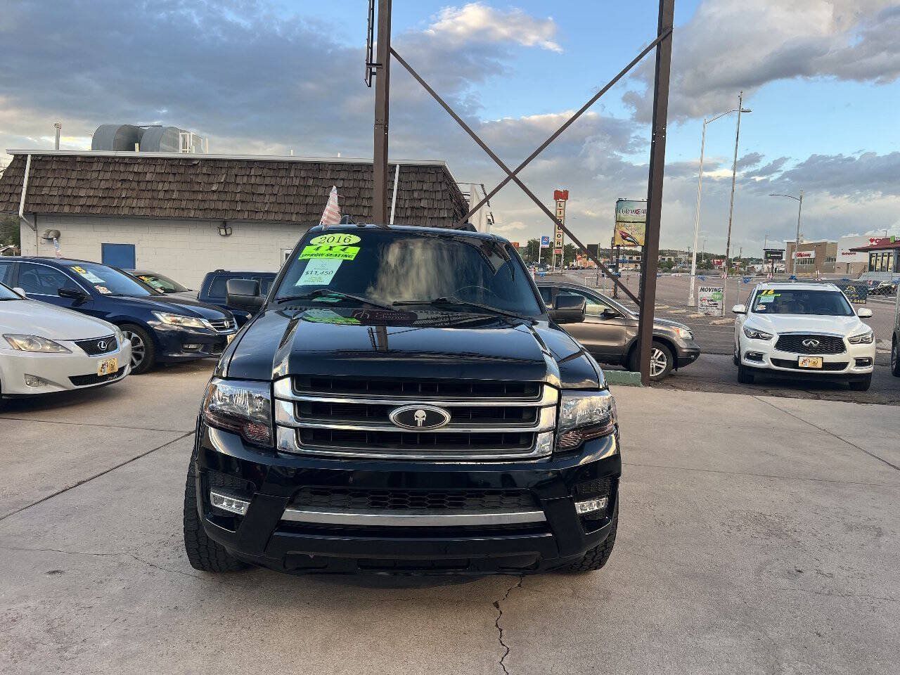 Used 2016 Ford Expedition EL Limited AWD/4WD image 3