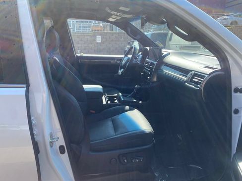 Used 2023 Lexus GX 460 Premium w/ Premium Plus Package AWD/4WD image 11