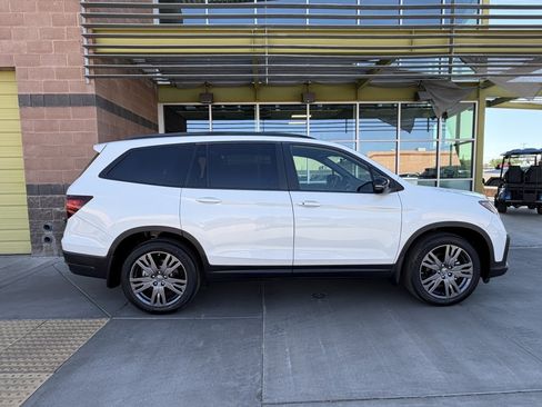 Used 2022 Honda Pilot Sport image 9