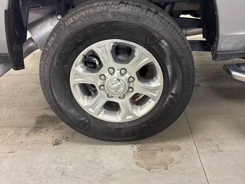 Used 2024 RAM 2500 Big Horn w/ Bed Utility Group image 35