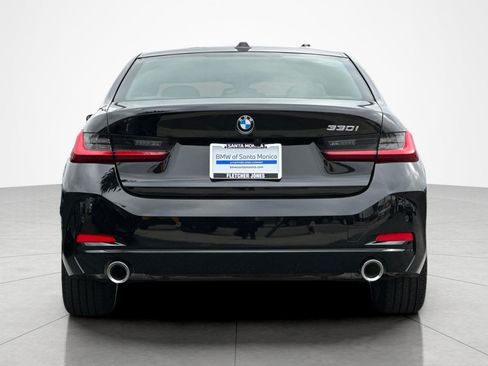Used 2026 BMW 330i Sedan w/ Premium Package RWD image 4