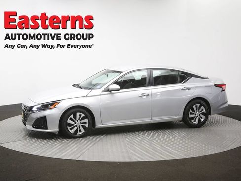 Used 2023 Nissan Altima 2.5 S FWD image 56