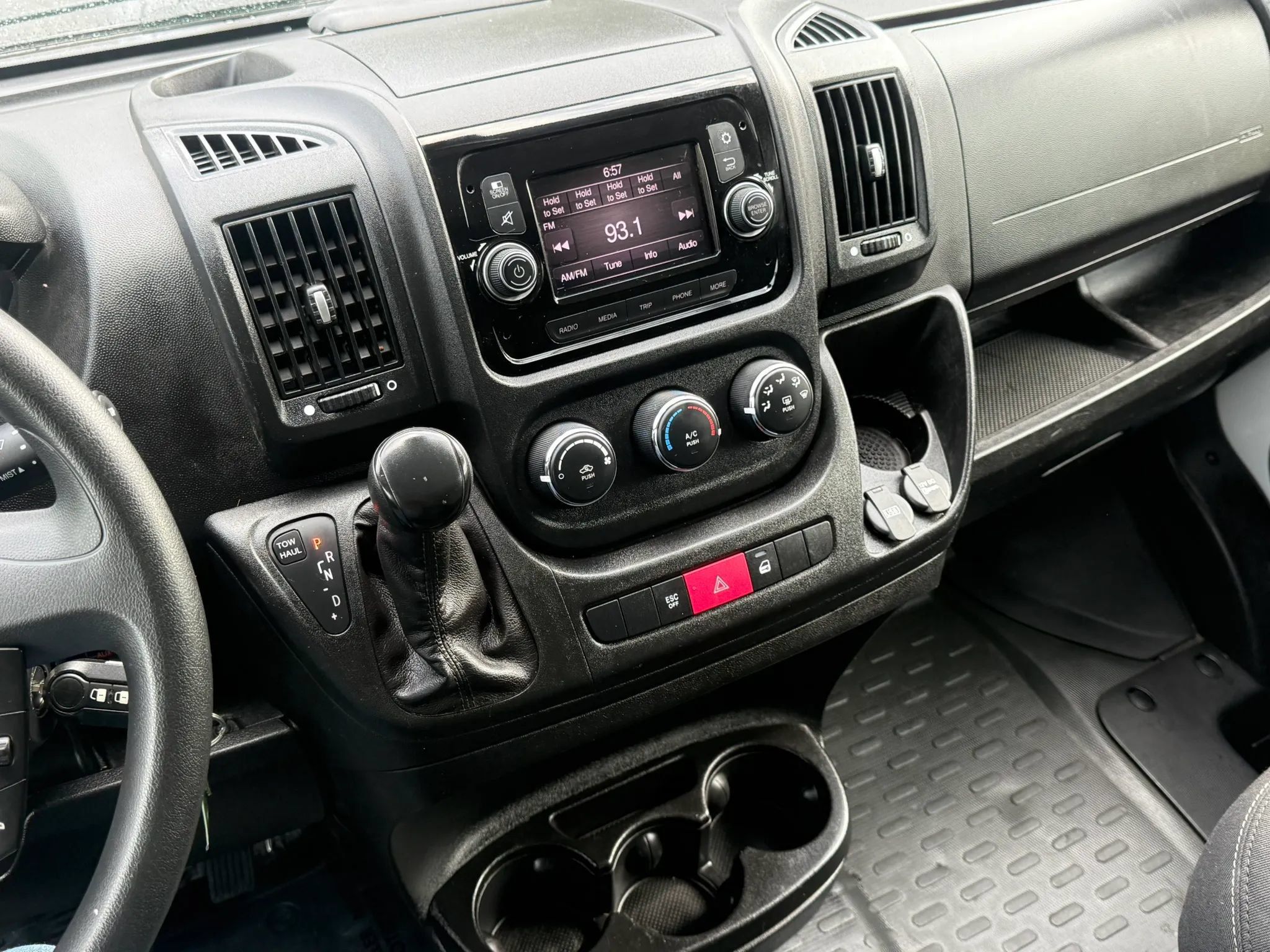 Used 2021 RAM ProMaster 2500 FWD image 12