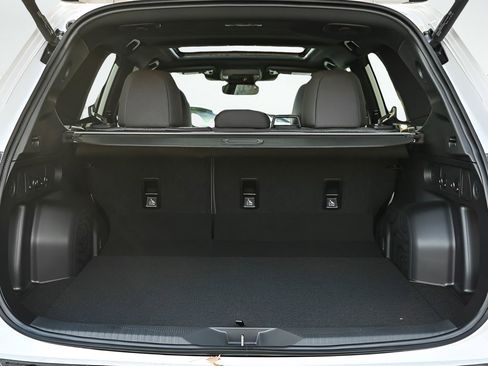 New 2026 Subaru Forester Premium image 8