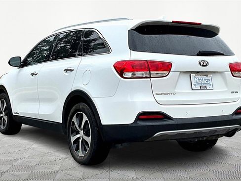 Used 2016 Kia Sorento EX image 13