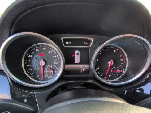 Used 2018 Mercedes-Benz GLS 450 4MATIC image 35