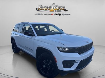 New 2025 Jeep Grand Cherokee Altitude