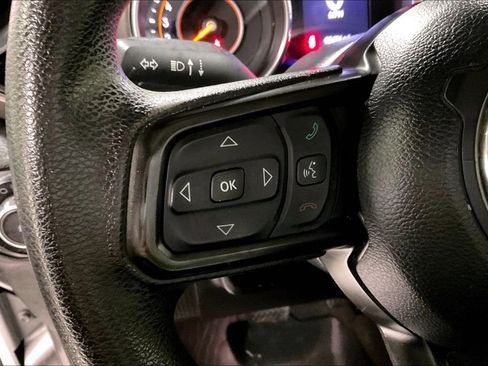 Used 2018 Jeep Wrangler Unlimited Sport image 24