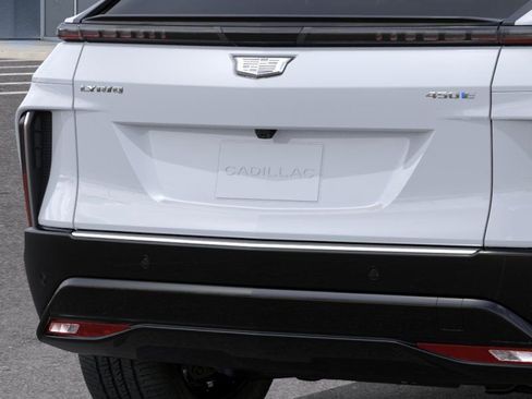 New 2026 Cadillac Lyriq Luxury RWD image 14