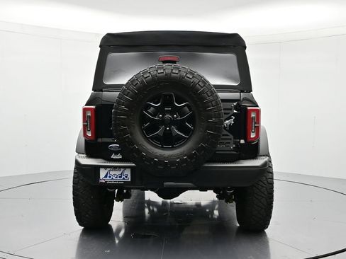 Used 2024 Ford Bronco Badlands image 6