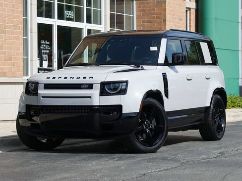 Used 2026 Land Rover Defender 110 X-Dynamic SE AWD/4WD image 1