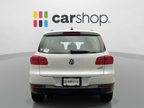Used 2017 Volkswagen Tiguan S AWD/4WD image 4
