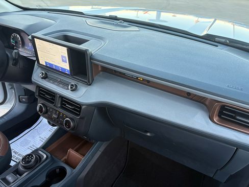 Used 2024 Ford Maverick Lariat image 38