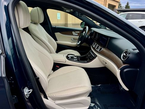 Used 2017 Mercedes-Benz E 300 image 20