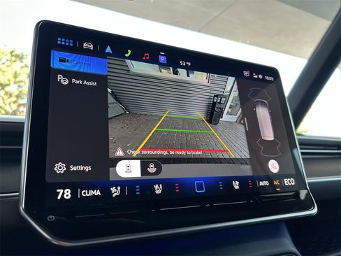 New 2025 Volkswagen ID. Buzz Pro S image 30