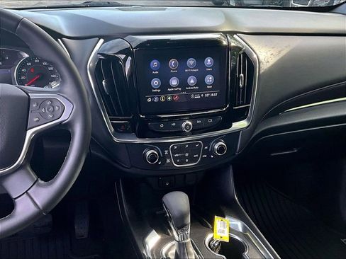 Used 2023 Chevrolet Traverse LT AWD/4WD image 18