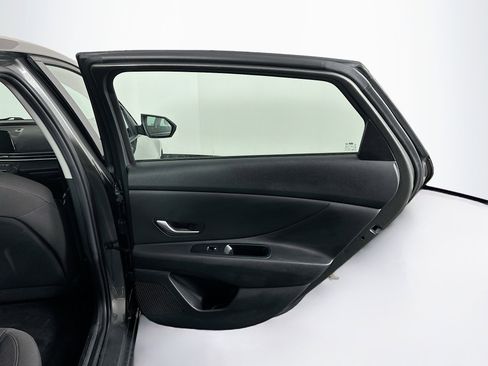 Used 2024 Hyundai Elantra SEL image 29