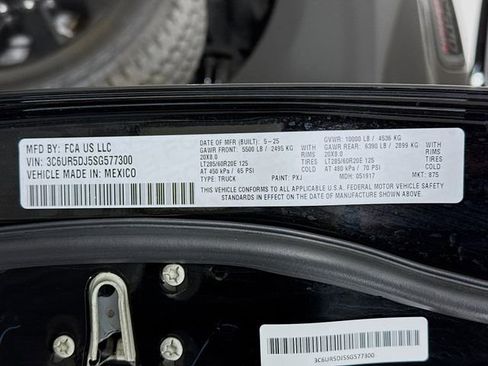 Used 2025 RAM 2500 Big Horn image 30