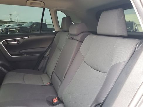 Used 2023 Toyota RAV4 XLE FWD image 9