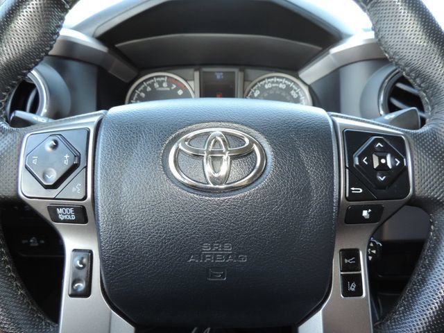 Used 2020 Toyota Tacoma SR5 RWD image 29