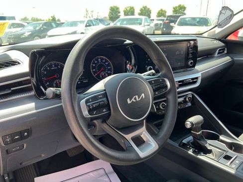 Used 2022 Kia K5 LXS FWD image 14