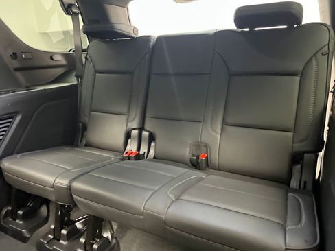 Used 2025 GMC Yukon Denali image 33