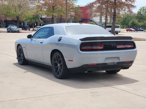 Used 2021 Dodge Challenger R/T w/ Blacktop Package RWD image 7