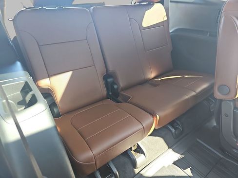 Certified 2020 Chevrolet Traverse High Country w/ LPO, Floor Liner Package AWD/4WD image 15