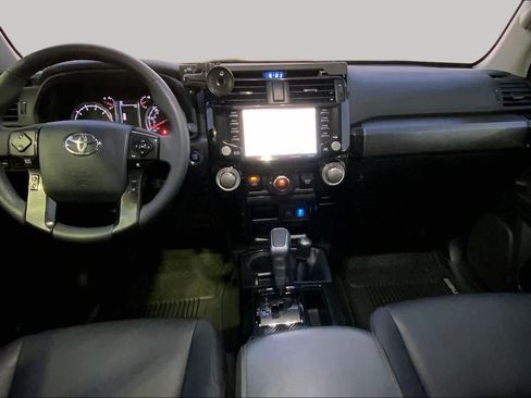 Used 2020 Toyota 4Runner TRD Off-Road Premium w/ Moonroof Package AWD/4WD image 15