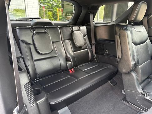 Used 2020 Ford Explorer ST w/ Premium Technology Package AWD/4WD image 28