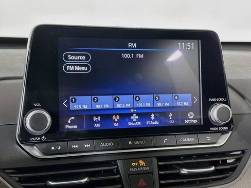 Used 2025 Nissan Altima 2.5 SR FWD image 19