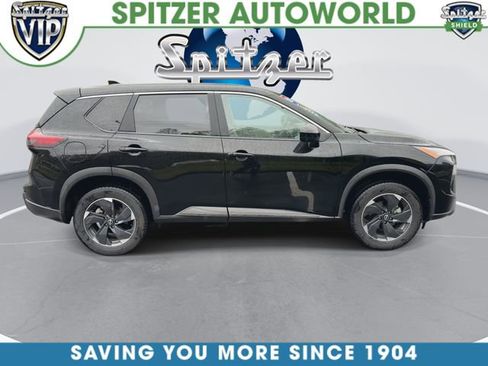 Used 2025 Nissan Rogue SV AWD/4WD image 10