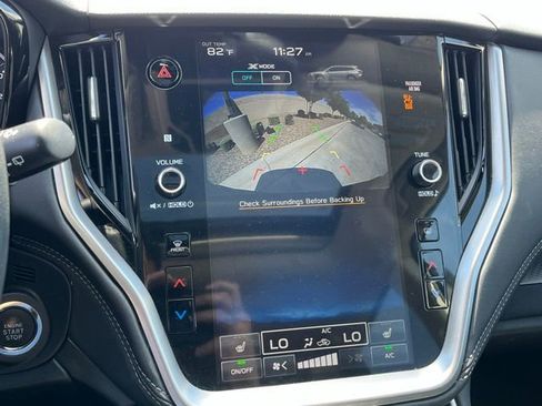 Used 2025 Subaru Outback Premium image 18