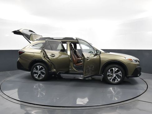 Used 2020 Subaru Outback Touring XT image 42