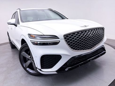 Used 2023 Genesis GV70 2.5T w/ Sport Prestige Package AWD/4WD image 10